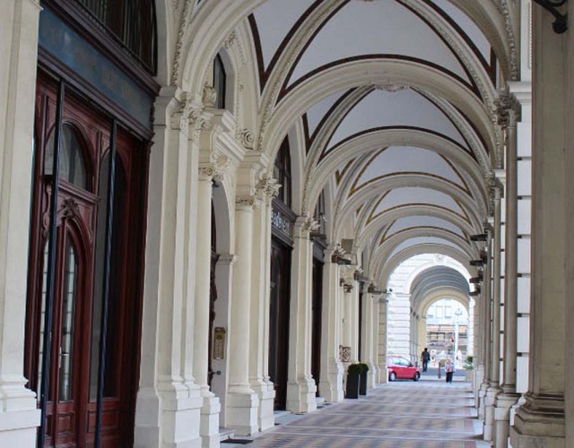 real-estate-Real Estate-1375-sweet-office-in-the-heart-of-vienna