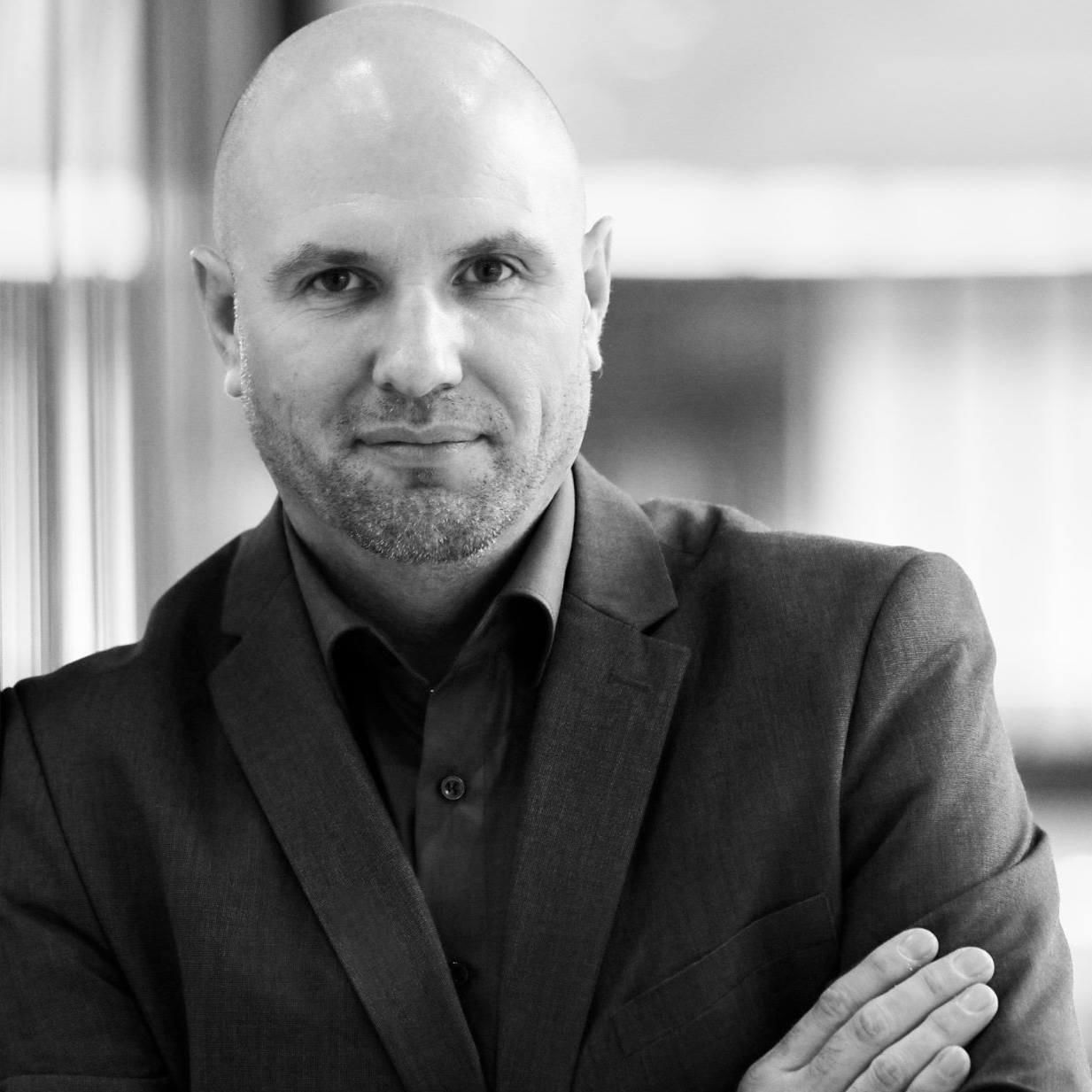 person-herr-barry-short-visitenkarte