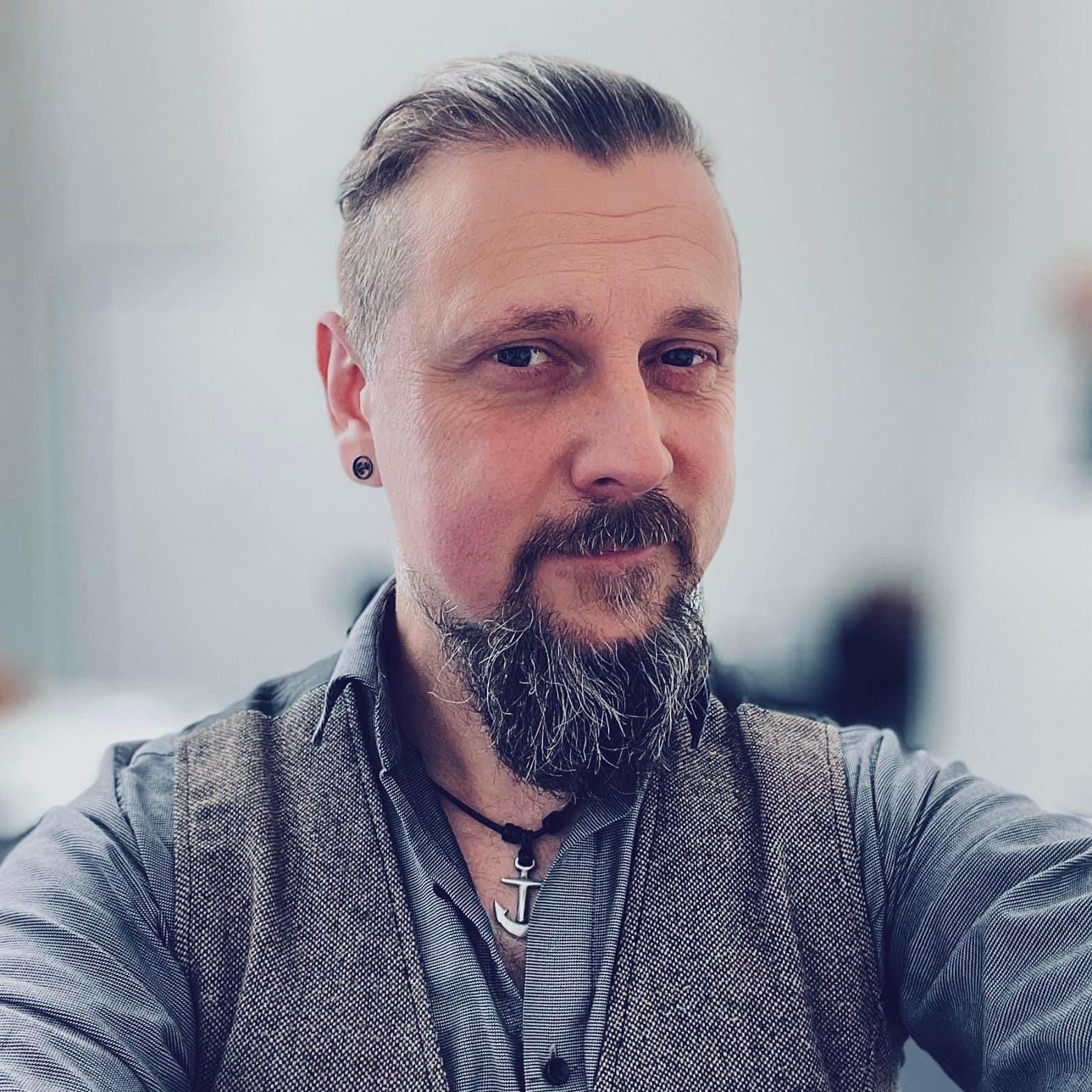 person-nicolai-heise-visitenkarte