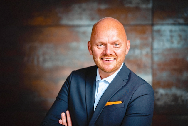 person-alex-obertop-visitenkarte